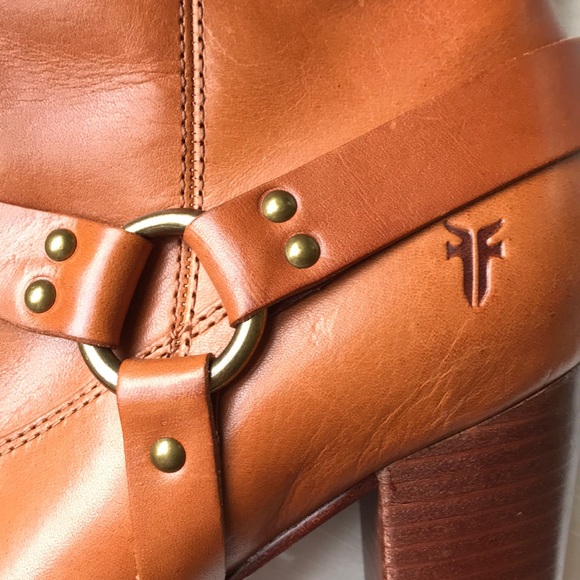 Frye Laurie Harness Short Boots. Size 11 - Picture 6 of 8